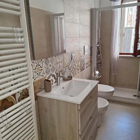 Appartement A Due Passi Dal Mare - Serapo