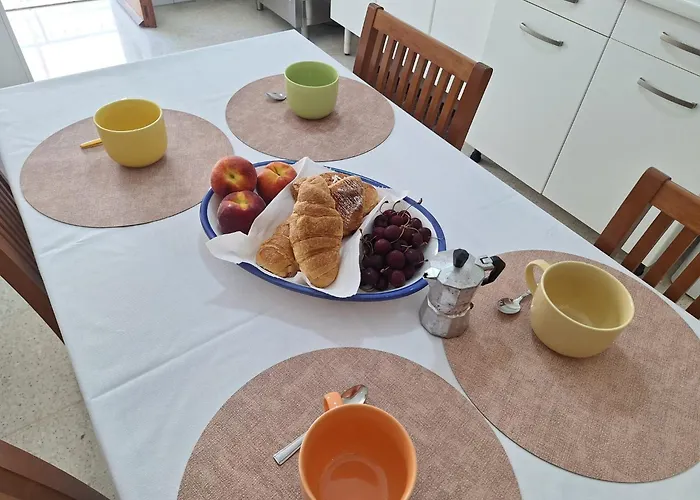 A Due Passi Dal Mare - Serapo Appartement *